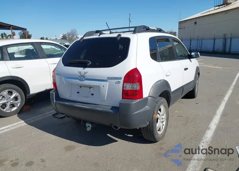 2006 Hyundai Tucson Gls/Limited from USA, damaged, VIN KM8JN12D66U383984